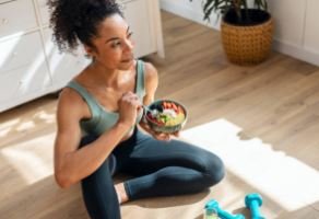 ਲੋਹੇ ਤੋਂ ਵੀ ਵੱਧ ਮਜਬੂਤ ਹੋਣਗੀਆਂ ਹੱਢੀਆਂ...ਬੱਸ ਰੋਜ ਖਾਓ ਇਹ ਚਾਰ ਚੀਜ਼ਾਂ