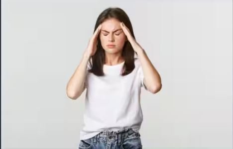 ਮਾਈਗਰੇਨ ਦੇ ਦਰਦ ਨੂੰ ਵਧਾਉਂਦੀਆਂ ਇਹ 7 ਗਲਤੀਆਂ, ਇਨ੍ਹਾਂ ਉਪਾਅ ਨਾਲ ਮਿਲੇਗੀ ਰਾਹਤ