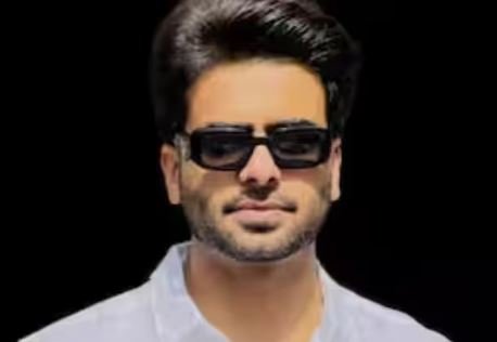 Punjabi Singer: ਪੰਜਾਬੀ ਗਾਇਕ ਮਨਕੀਰਤ ਔਲਖ ਸਿਆਸਤ 'ਚ ਅਜ਼ਮਾਉਣਗੇ ਹੱਥ! ਜਾਣੋ ਕਿਹੜੀ ਪਾਰਟੀ 'ਚ ਹੋਣਗੇ ਸ਼ਾਮਲ? ਰਾਜਨੀਤੀ 'ਚ ਆਉਣ ਨੂੰ ਲੈ ਆਖੀ ਇਹ ਗੱਲ...