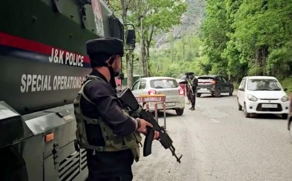 POK ਤੋਂ ਕਸ਼ਮੀਰ ਵਿੱਚ ਘੁਸਪੈਠ ਦੀ ਕੋਸ਼ਿਸ਼ ਨਾਕਾਮ, ਸੁਰੱਖਿਆ ਬਲਾਂ ਦੀ ਗੋਲੀਬਾਰੀ ਵਿੱਚ ਦੋ ਅੱਤਵਾਦੀ ਢੇਰ